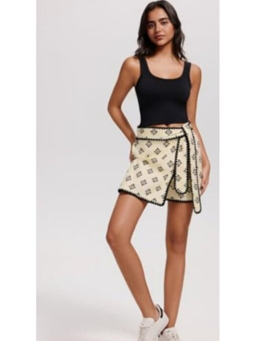 Women XS Cream Black Floral 100% Cotton Wrap Mini Skirt Tie Waist Boho